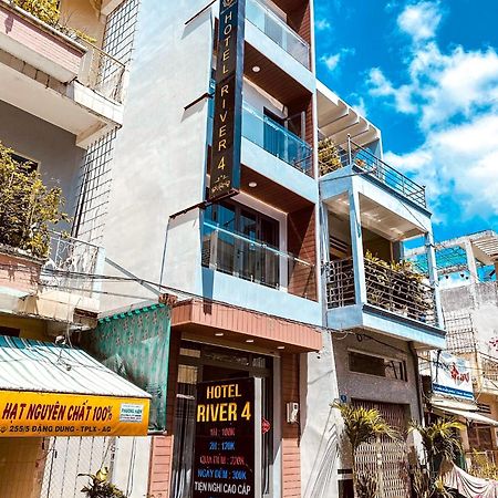 River Hotel 4 Long Xuyên エクステリア 写真